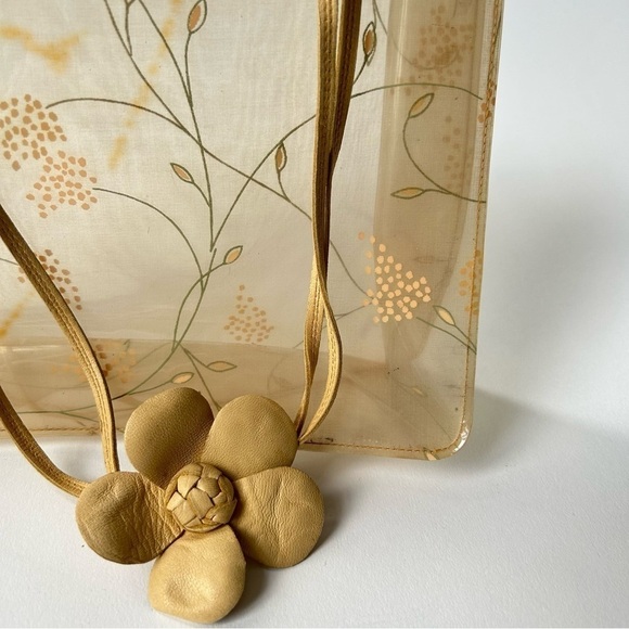 CHANEL VINTAGE CLEAR PVC FLORAL TOTE BAG - Picture 8 of 15